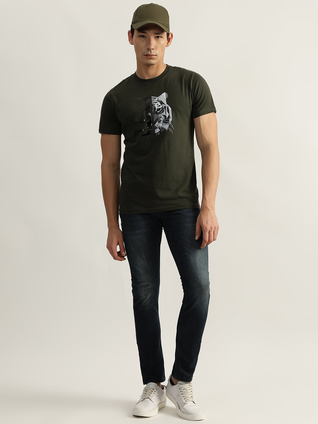Iconic Men Olive Printed Round Neck Short Sleeves Tshirt