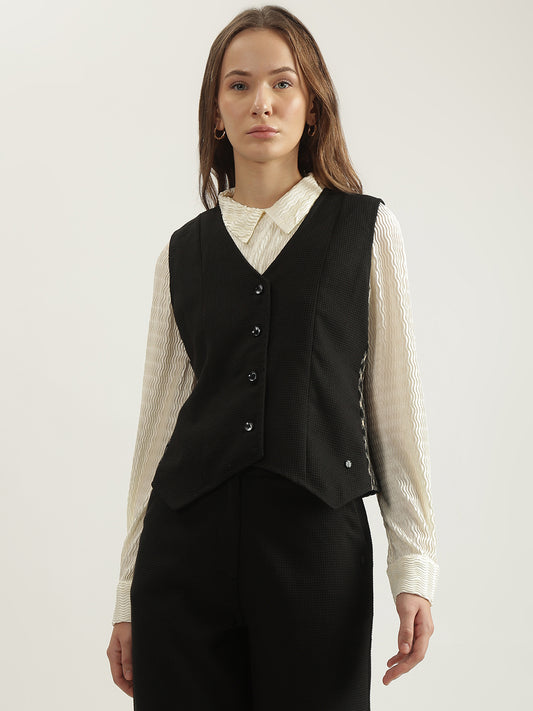 Iconic Women Black Solid V-Neck Sleeveless Waist Coat