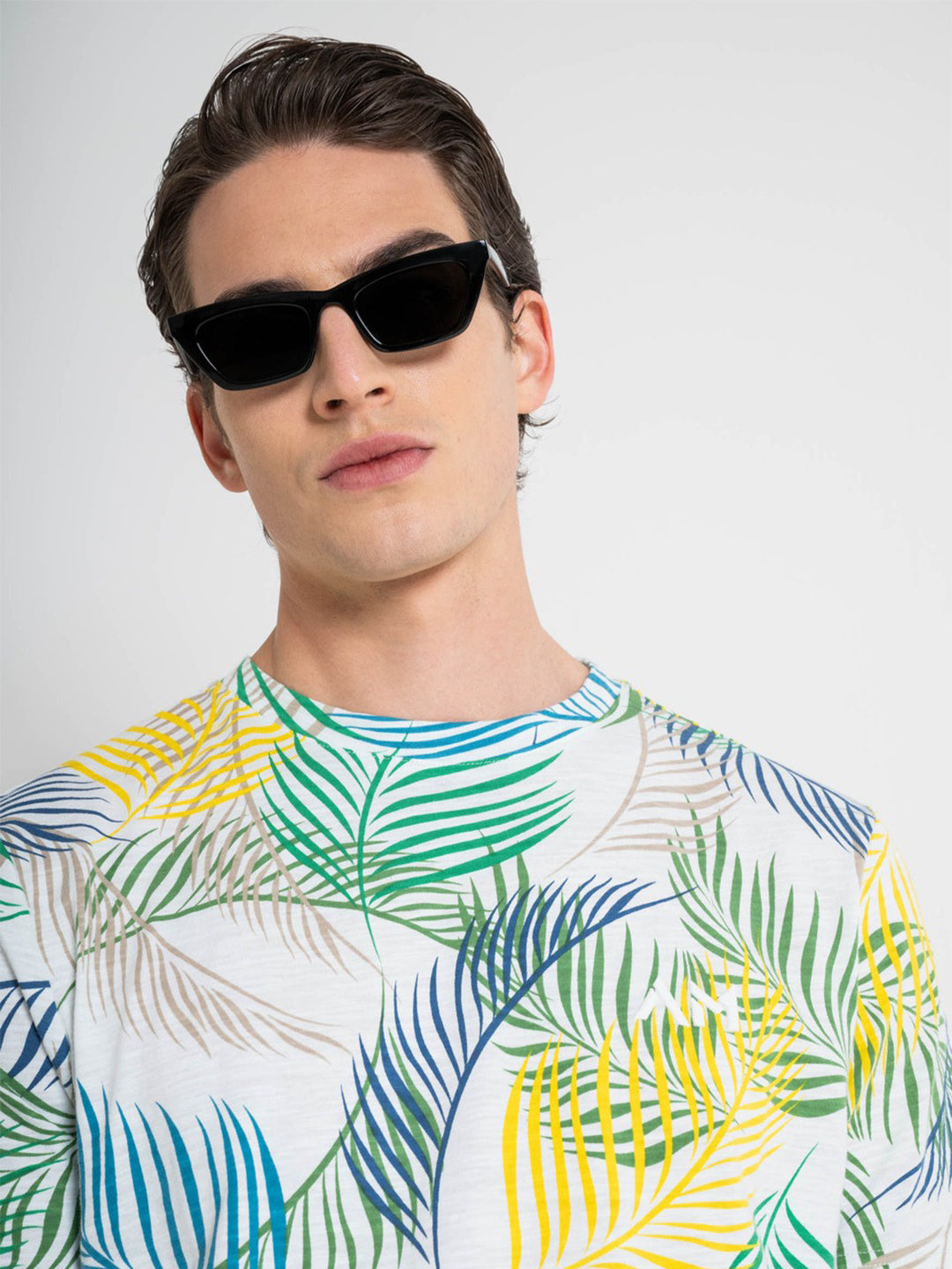 Antony Morato Men Off White Printed Round Neck Short Sleeves Tshirt