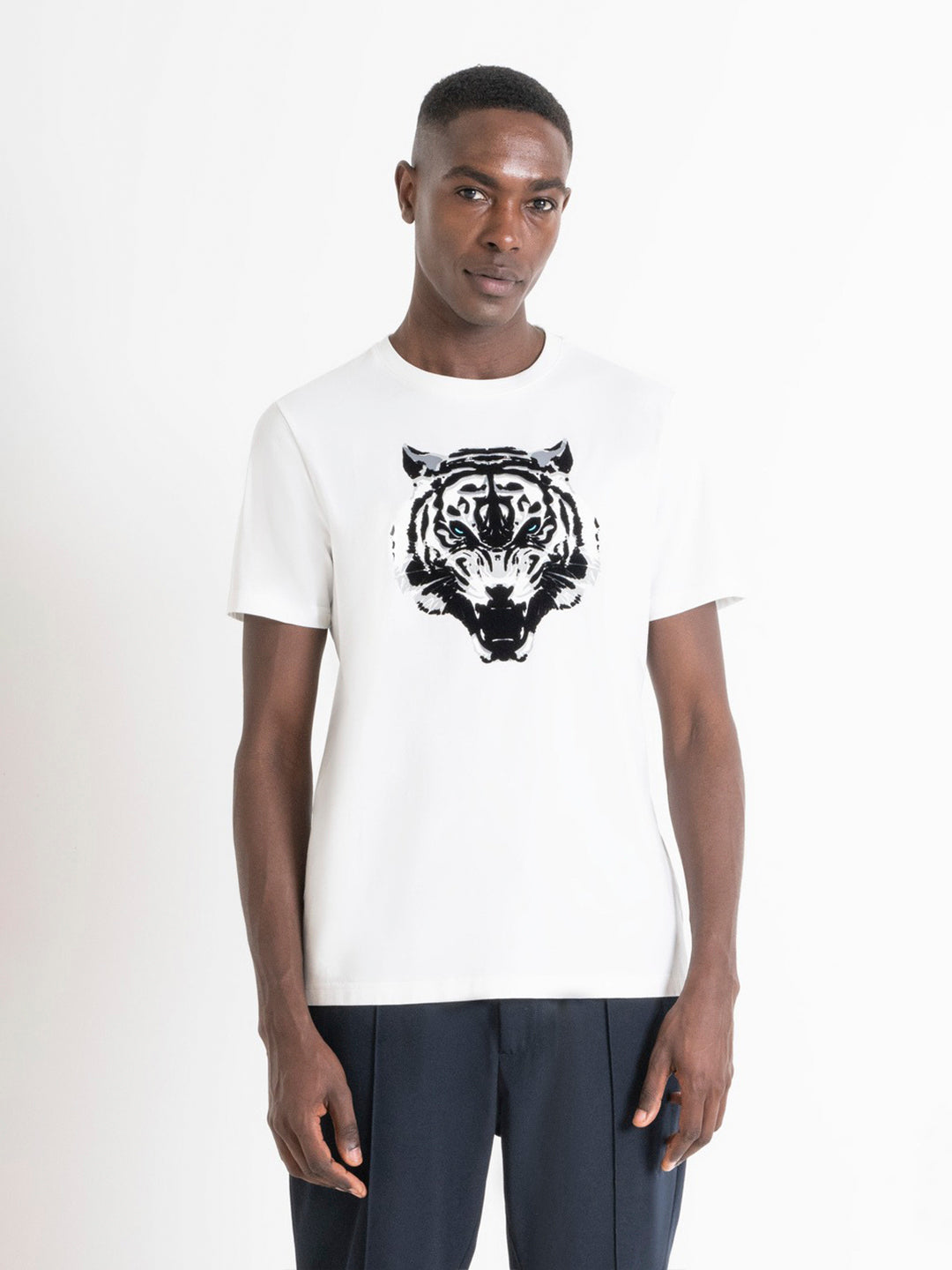 Antony Morato Men White Printed Round Neck Short Sleeves Tshirt