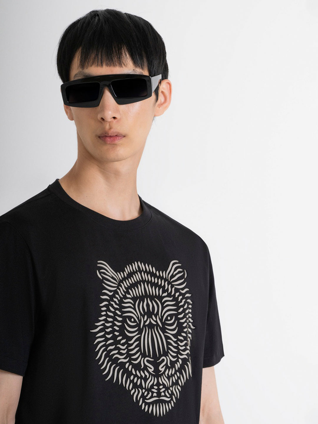 Antony Morato Men Black Printed Round Neck Short Sleeves Tshirt