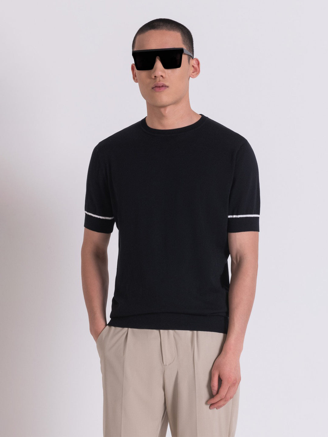 Antony Morato Men Black Solid Round Neck Short Sleeves Tshirt