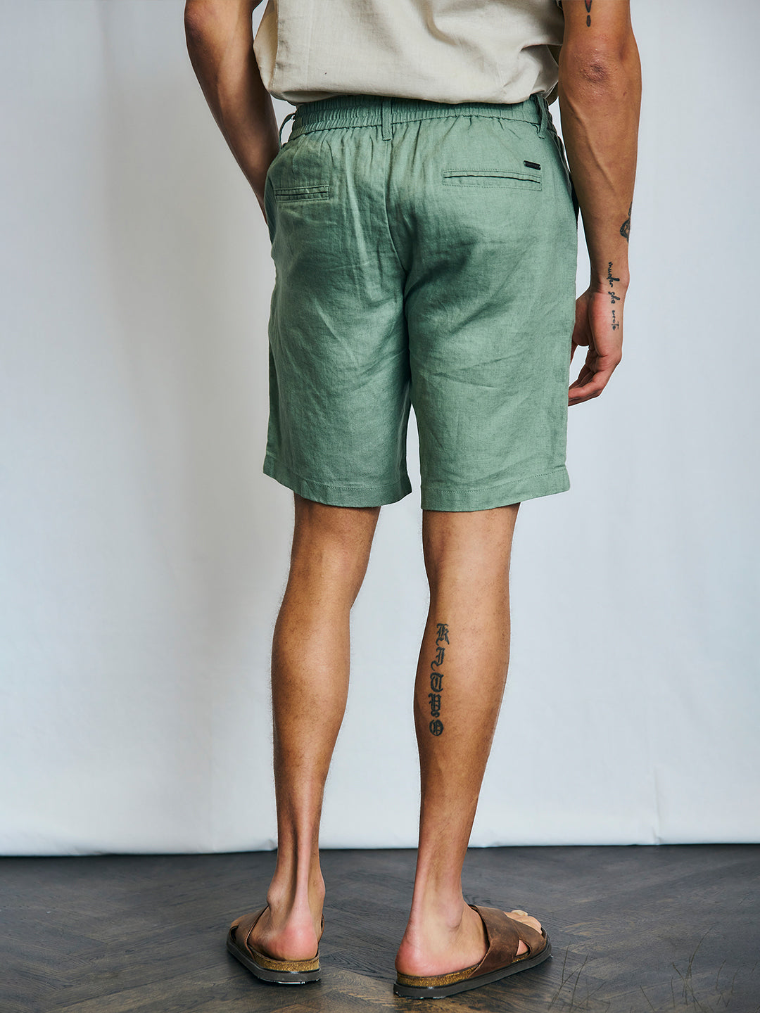Bruun & Stengade Men Green Regular Fit Solid Shorts