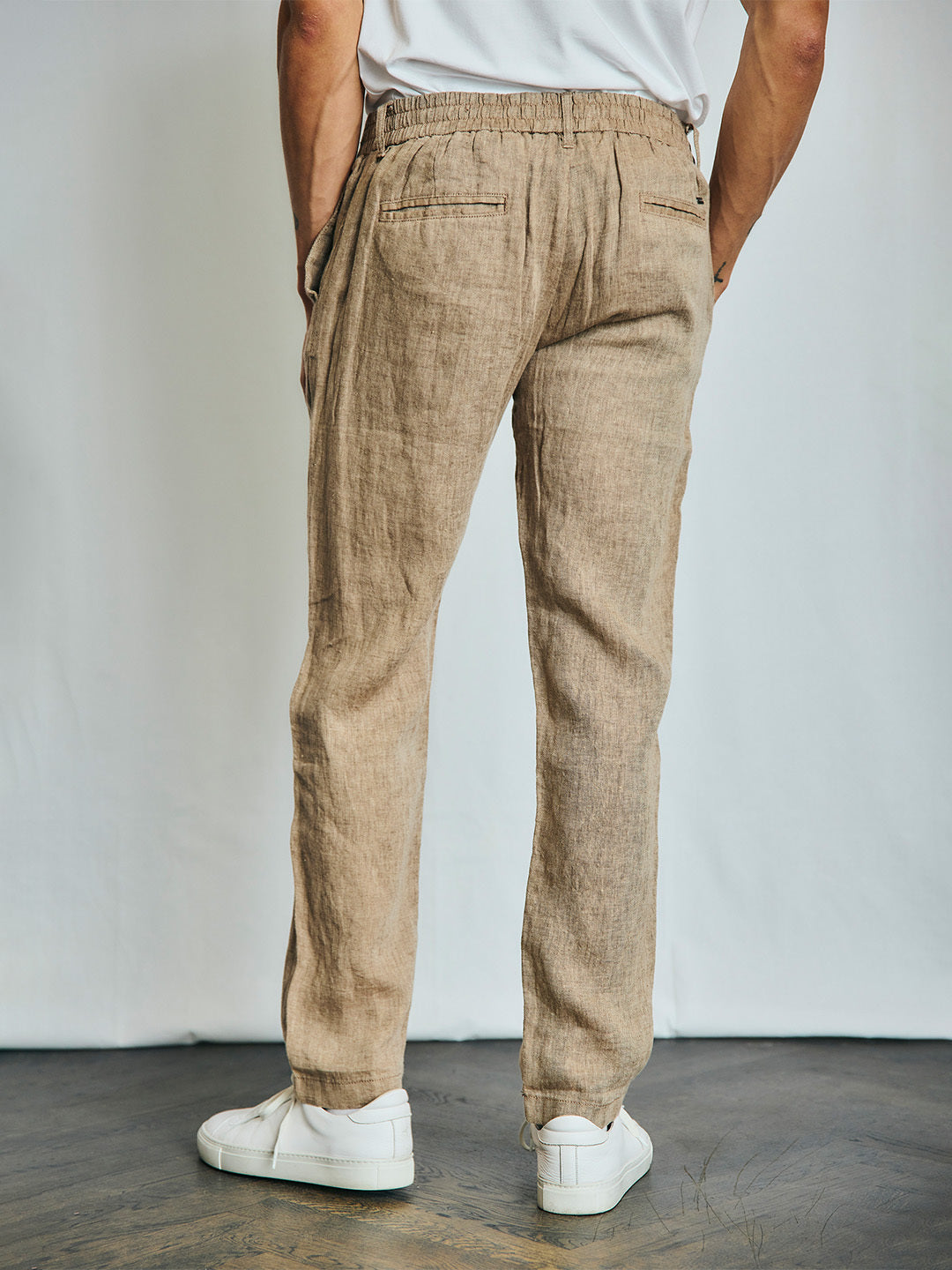 Bruun & Stengade Men Brown Regular Fit Solid Trouser