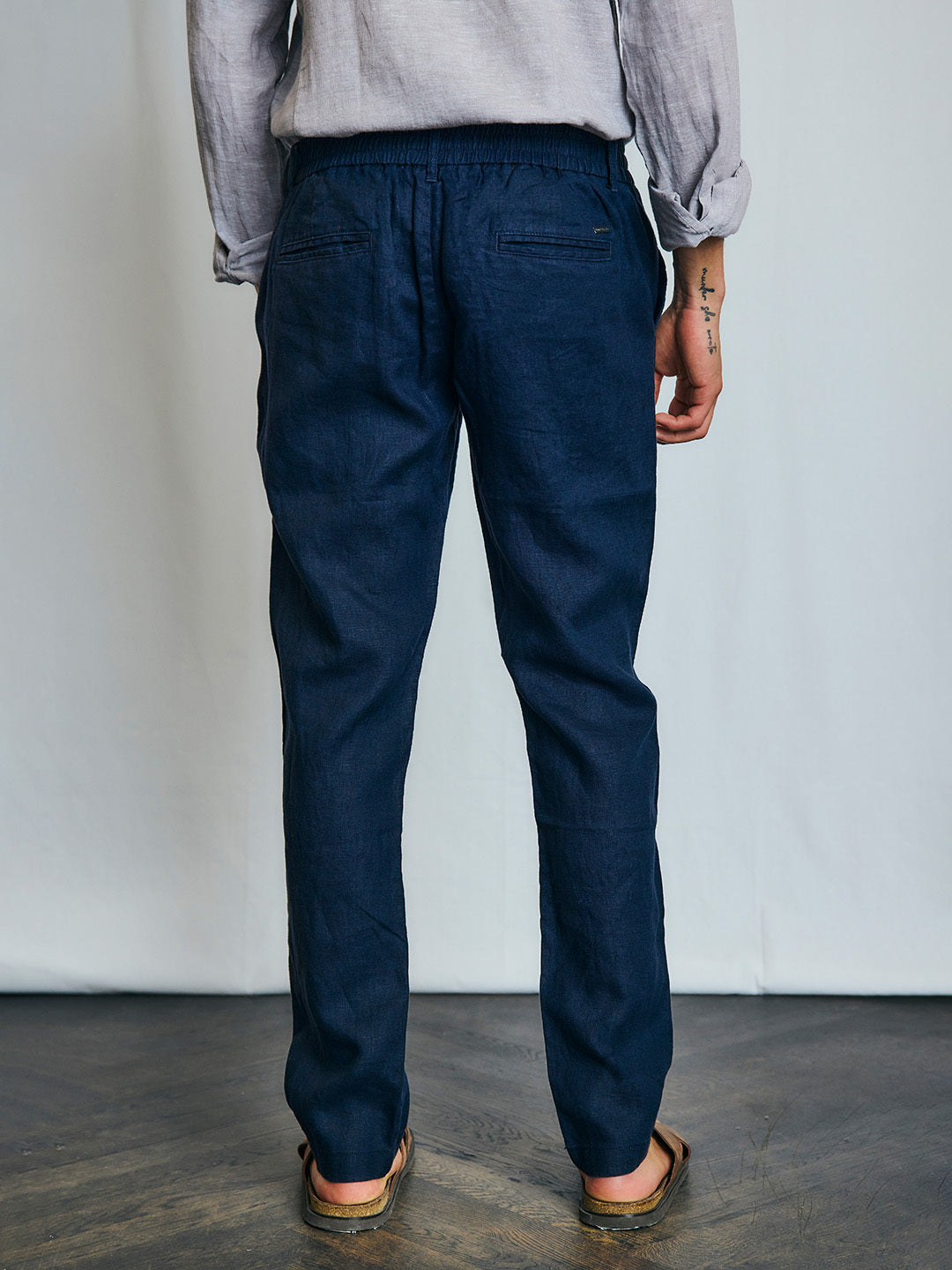 Bruun & Stengade Men Navy Regular Fit Solid Trouser