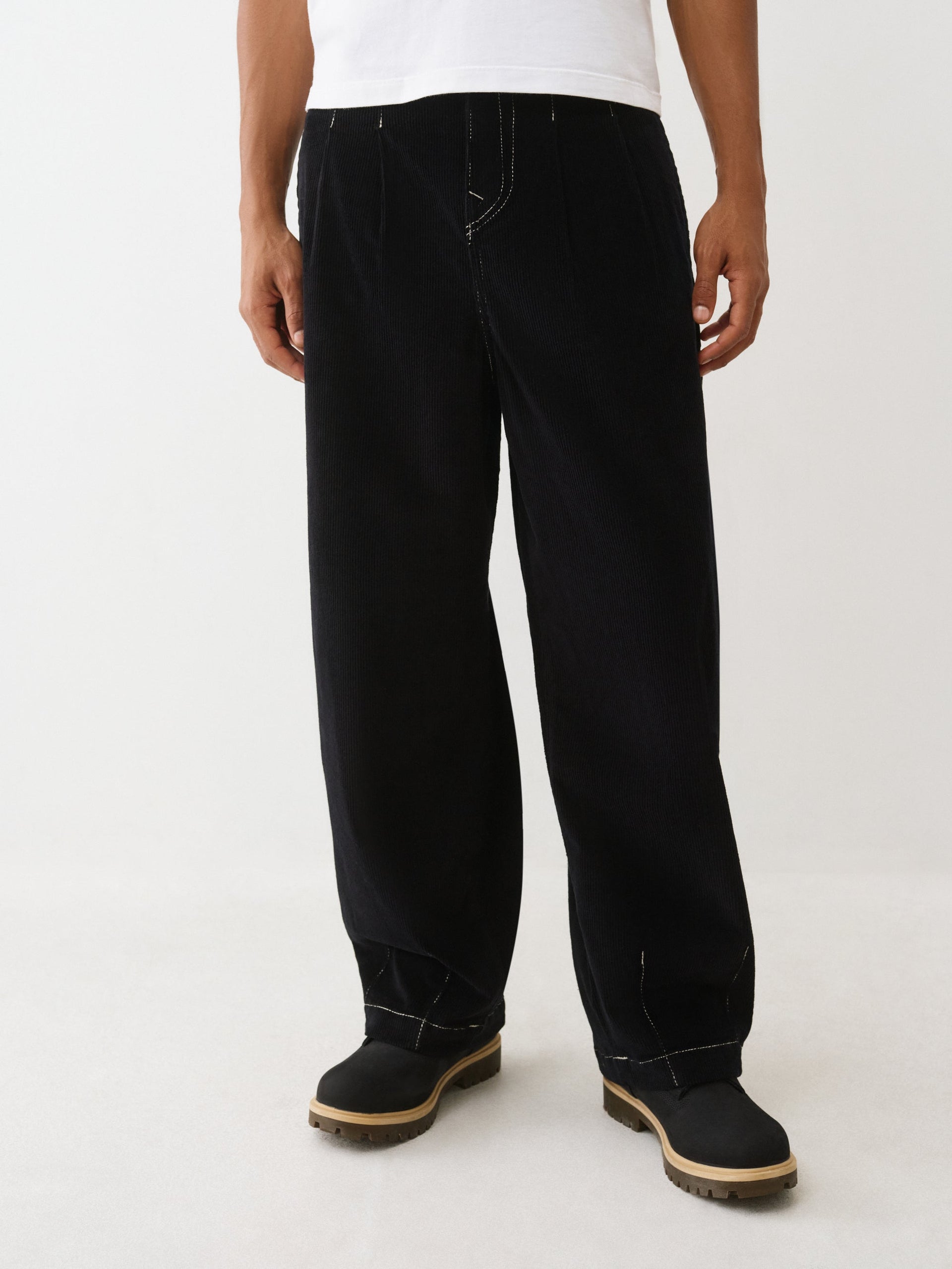 TRUE RELIGION Men Black Cotton Solid Trouser