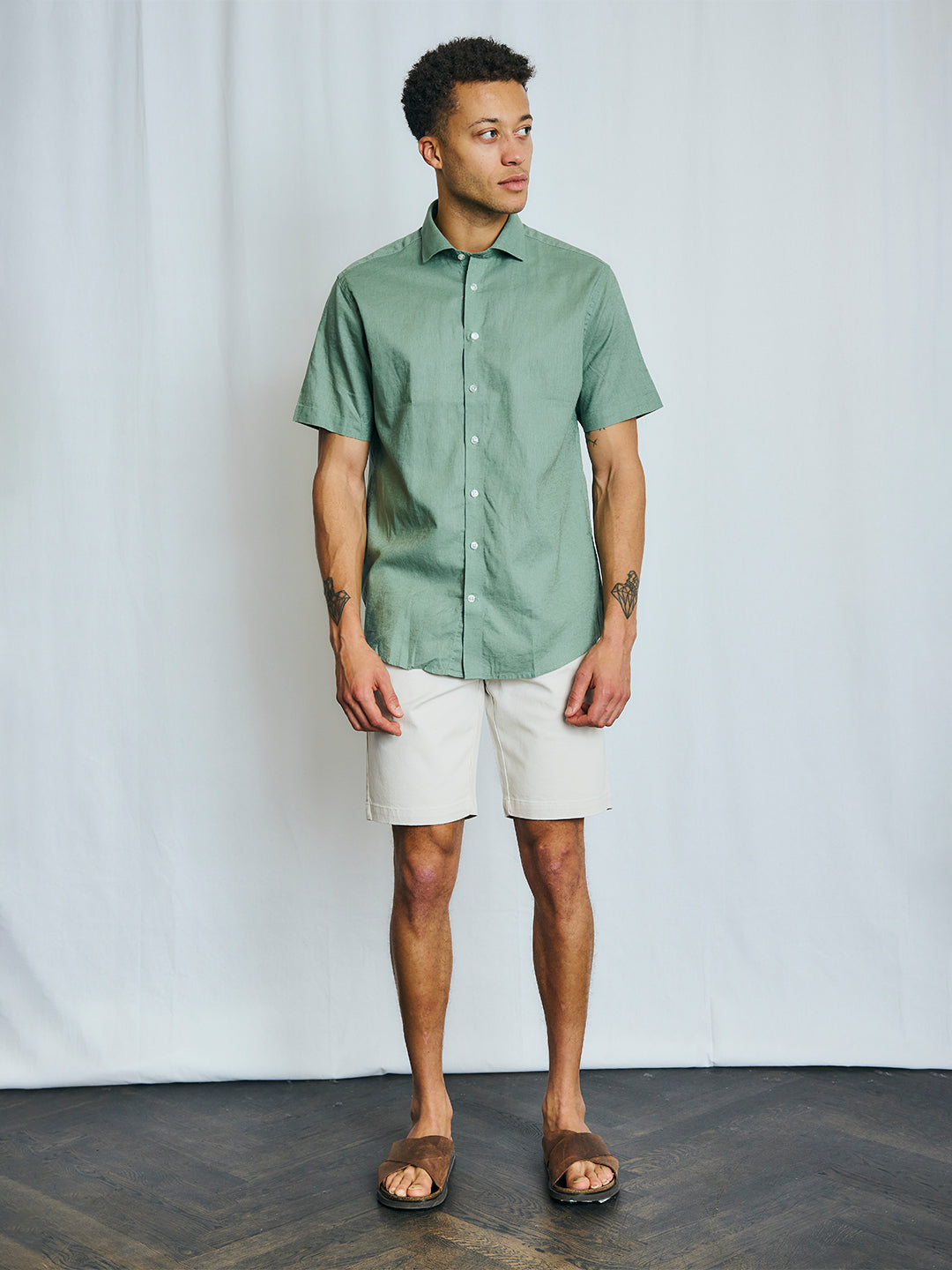 Bruun & Stengade Men Green Solid Collar Shirt