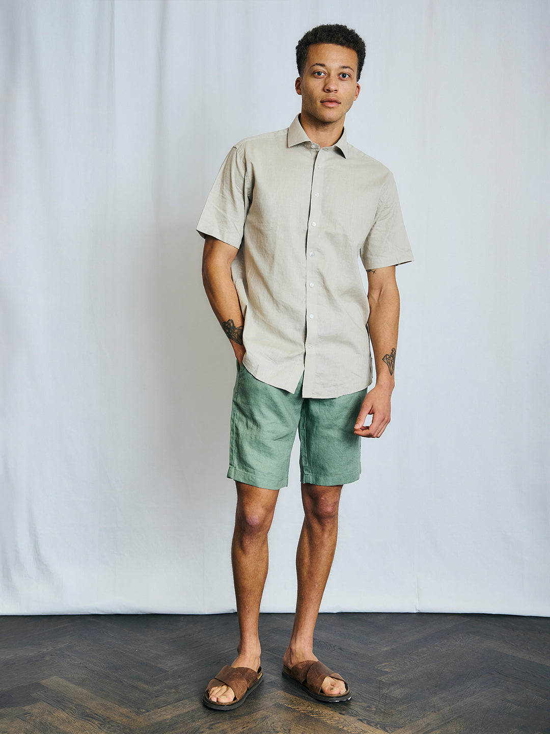 Bruun & Stengade Men Beige Solid Collar Shirt