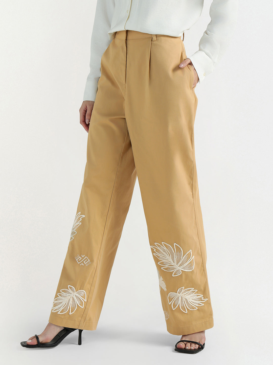 Elle Women Beige Embroidered Trouser