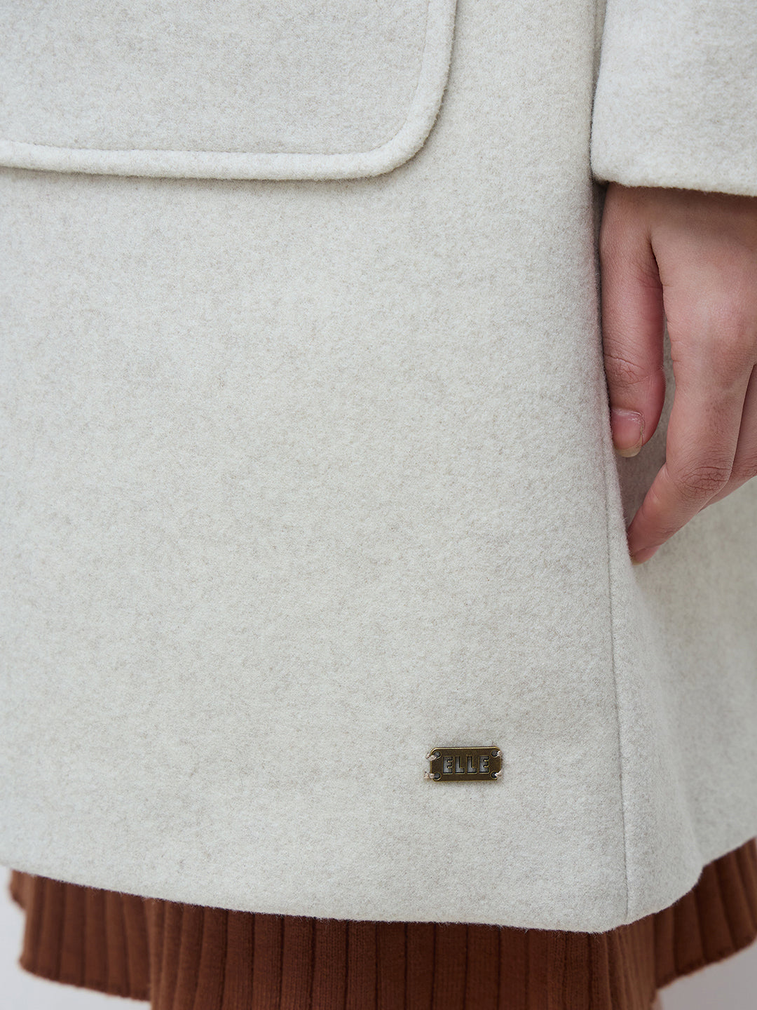 Elle Women Off White Solid Lapel Collar Overcoat