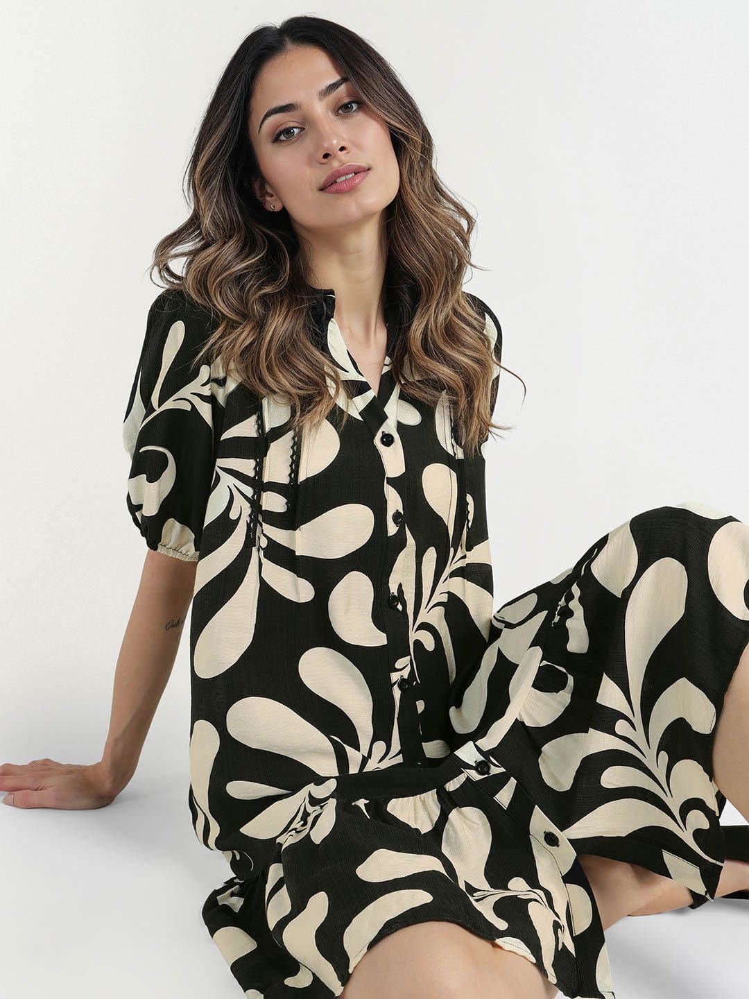 Elle Women Black V Neck Dress