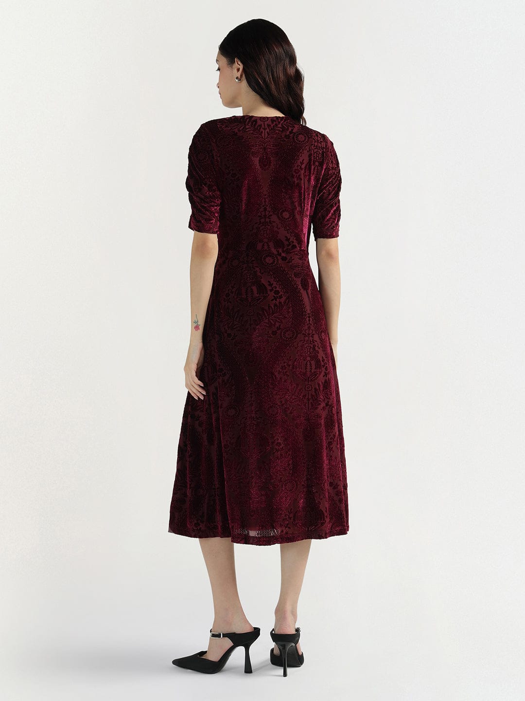 Elle Women Red Printed V Neck Dress