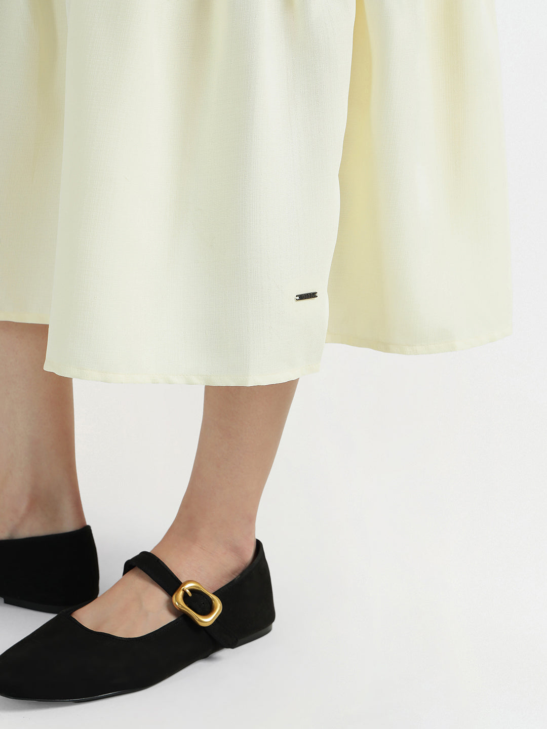 Elle Women Yellow Plain V Neck Dress