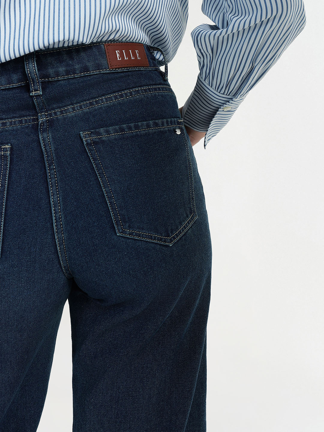 Elle Women Blue Regular Fit Solid Jeans