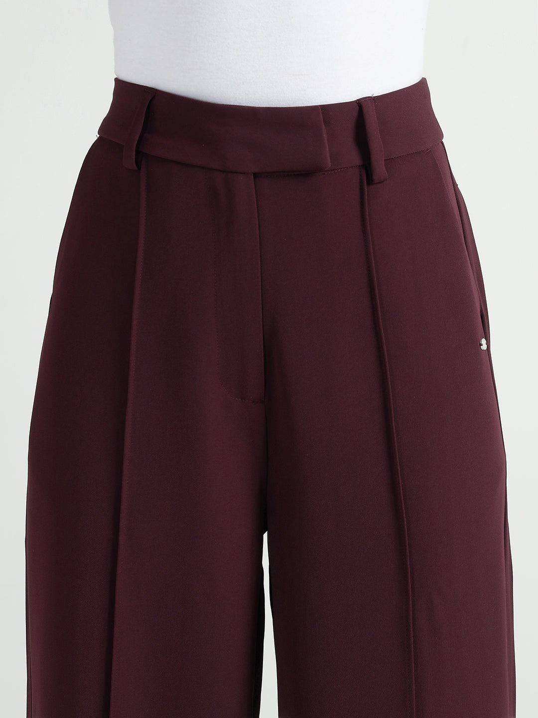 Elle Women Red Fit And Flare Solid Trouser