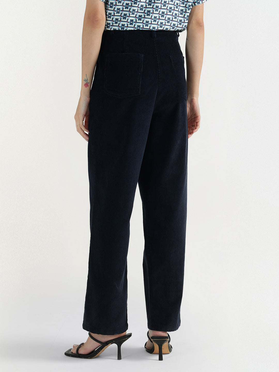 Elle Women Blue Regular Fit Solid Trouser