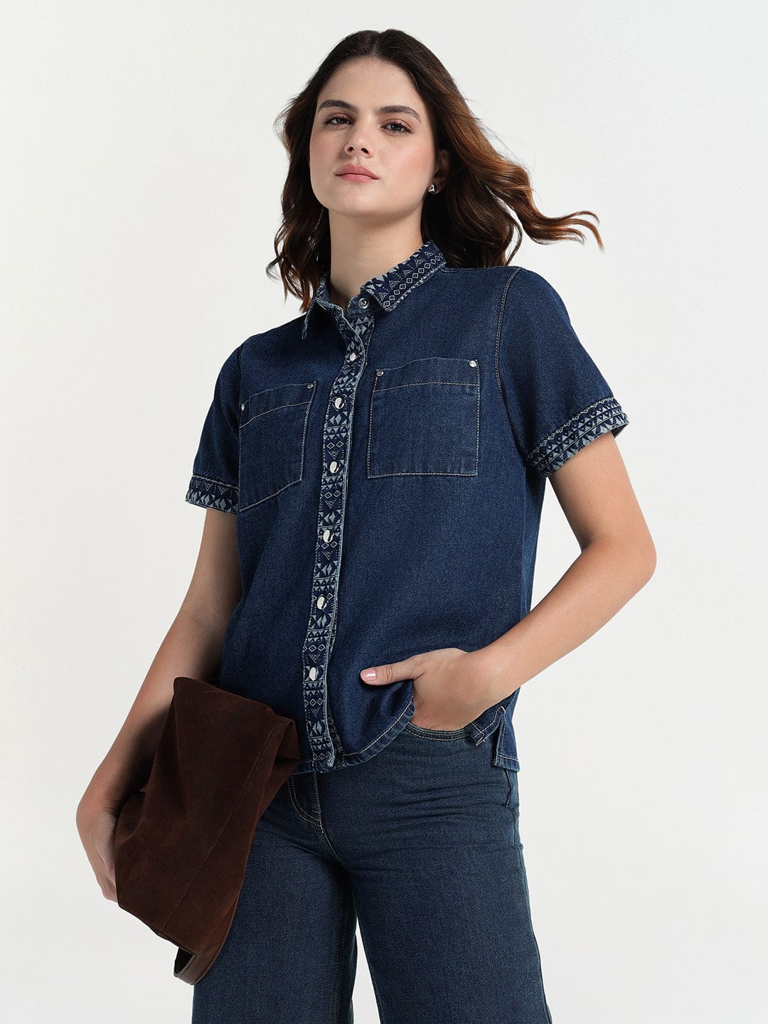 Elle Women Blue Solid Collar Shirt