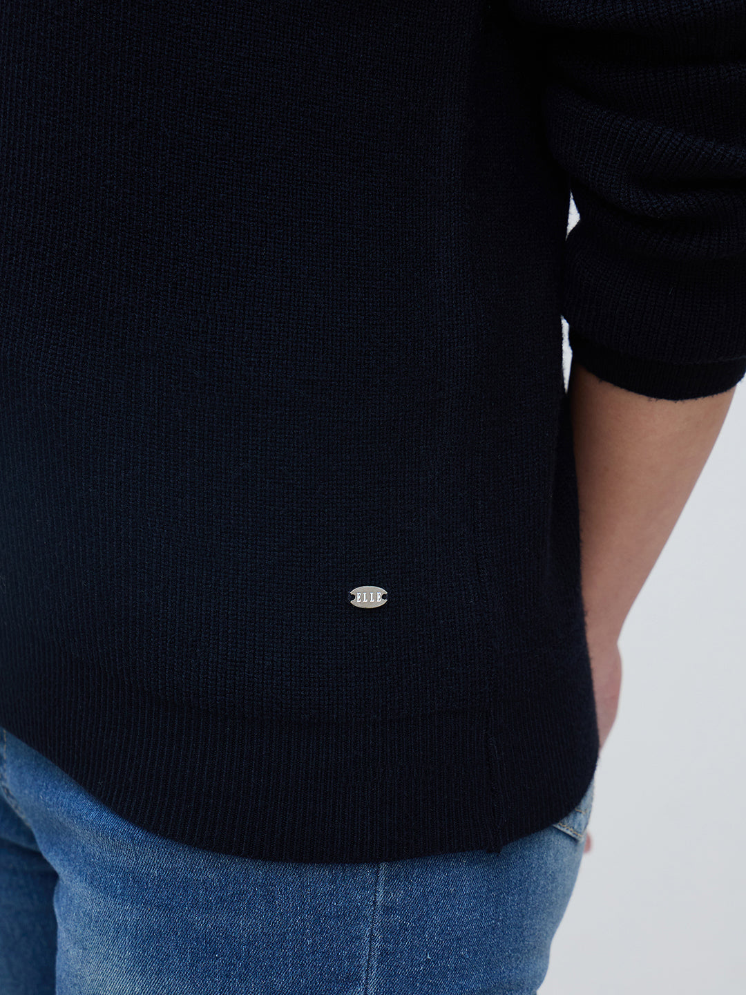 Elle Women Black Solid Collared Sweater