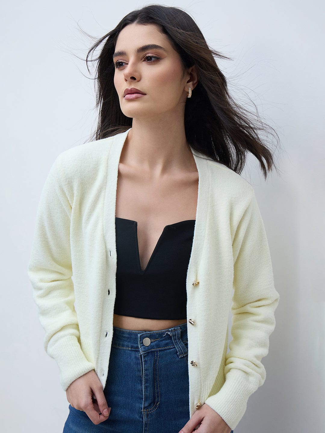 Elle Women Off White Textured V Neck Sweater