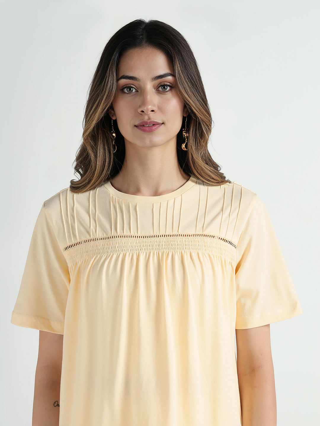 Elle Women Yellow Solid Round Neck Tshirt