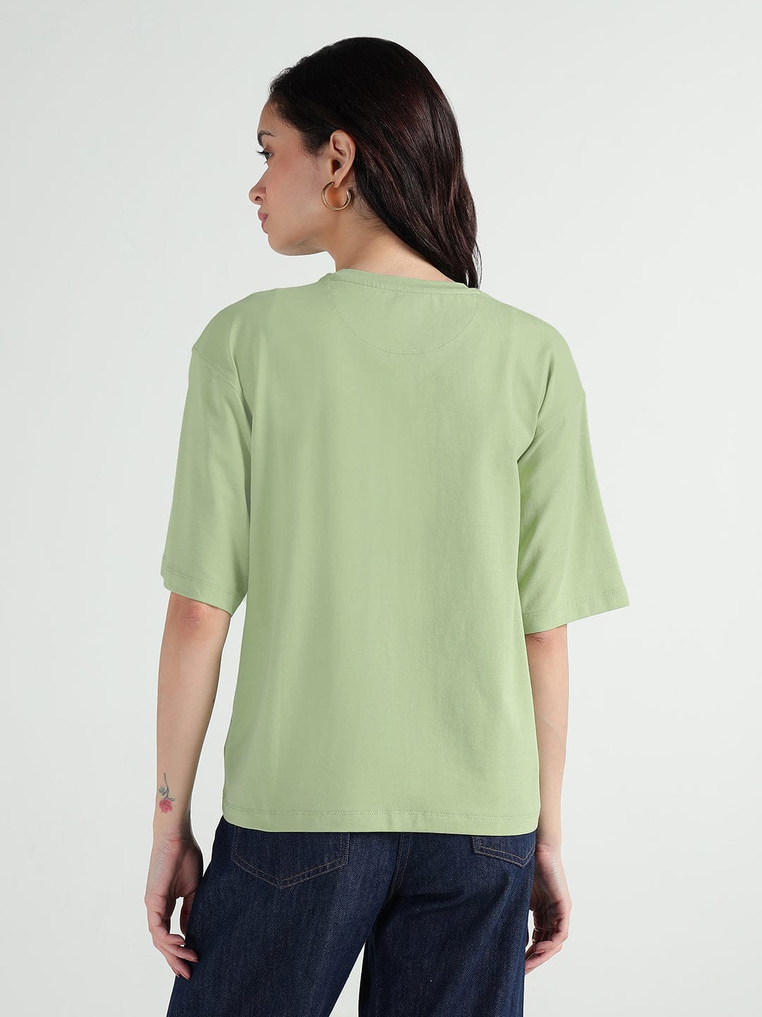 Elle Women Green Solid Round Neck Tshirt