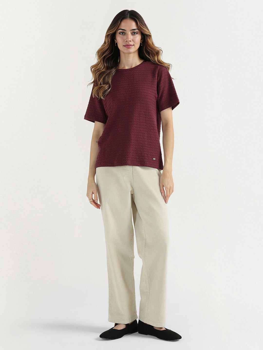 Elle Women Red Plain Crew Neck Tshirt