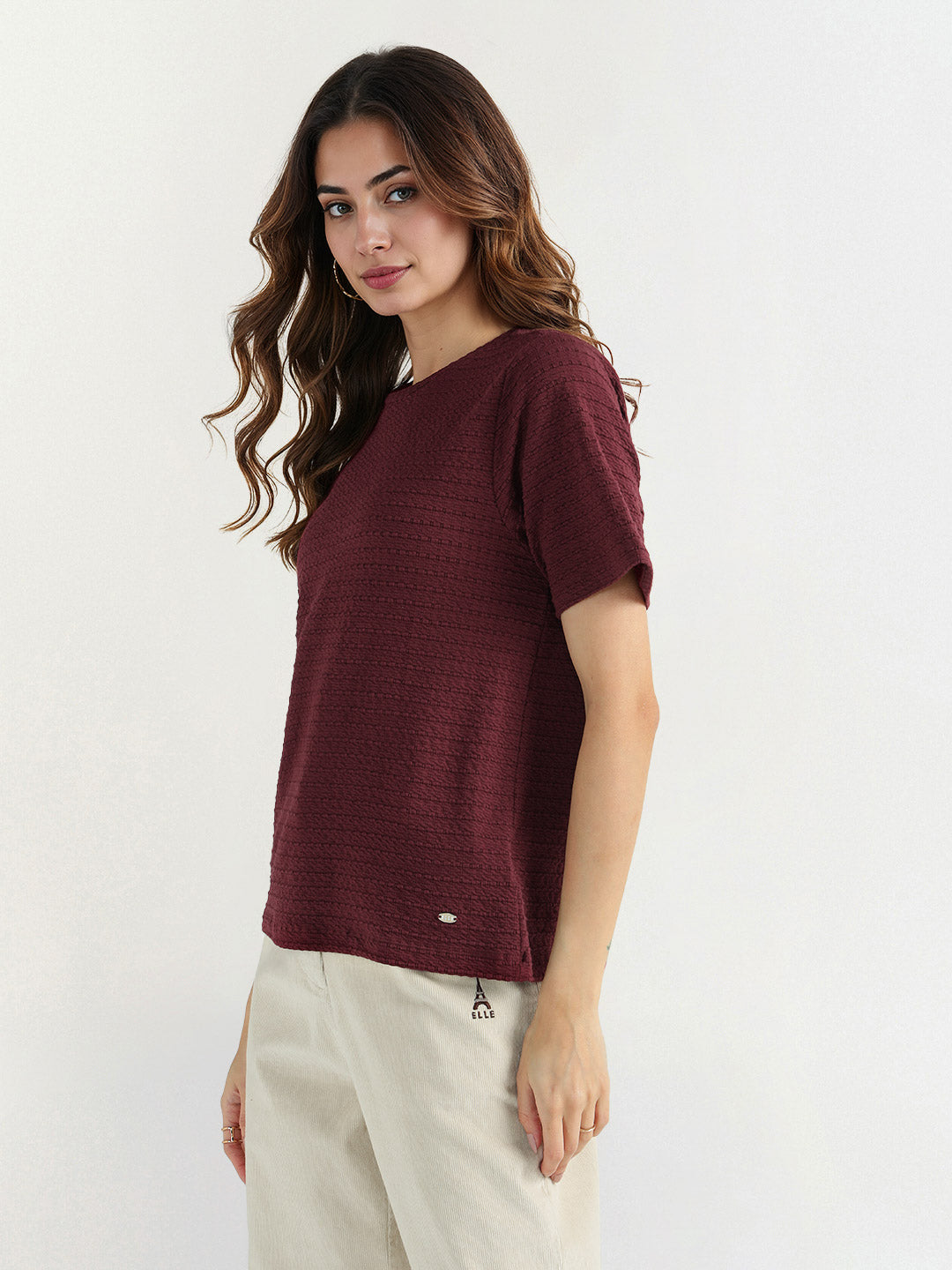 Elle Women Red Plain Crew Neck Tshirt