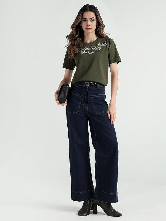 Elle Women Green Solid Round Neck Tshirt