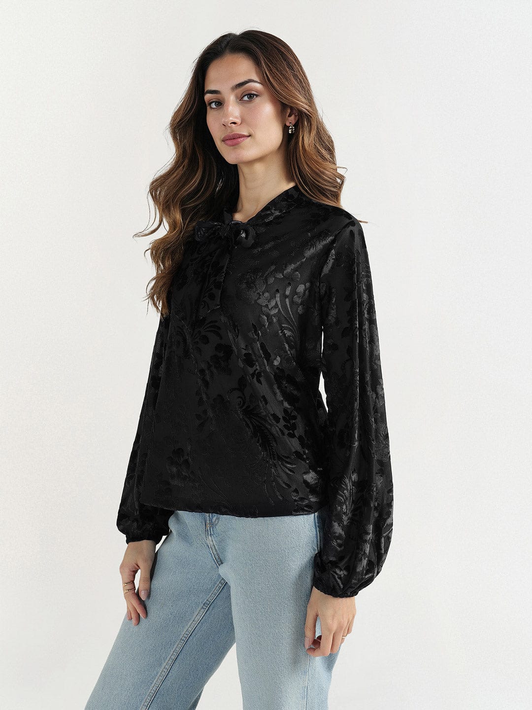 Elle Women Black Floral Round Neck Top