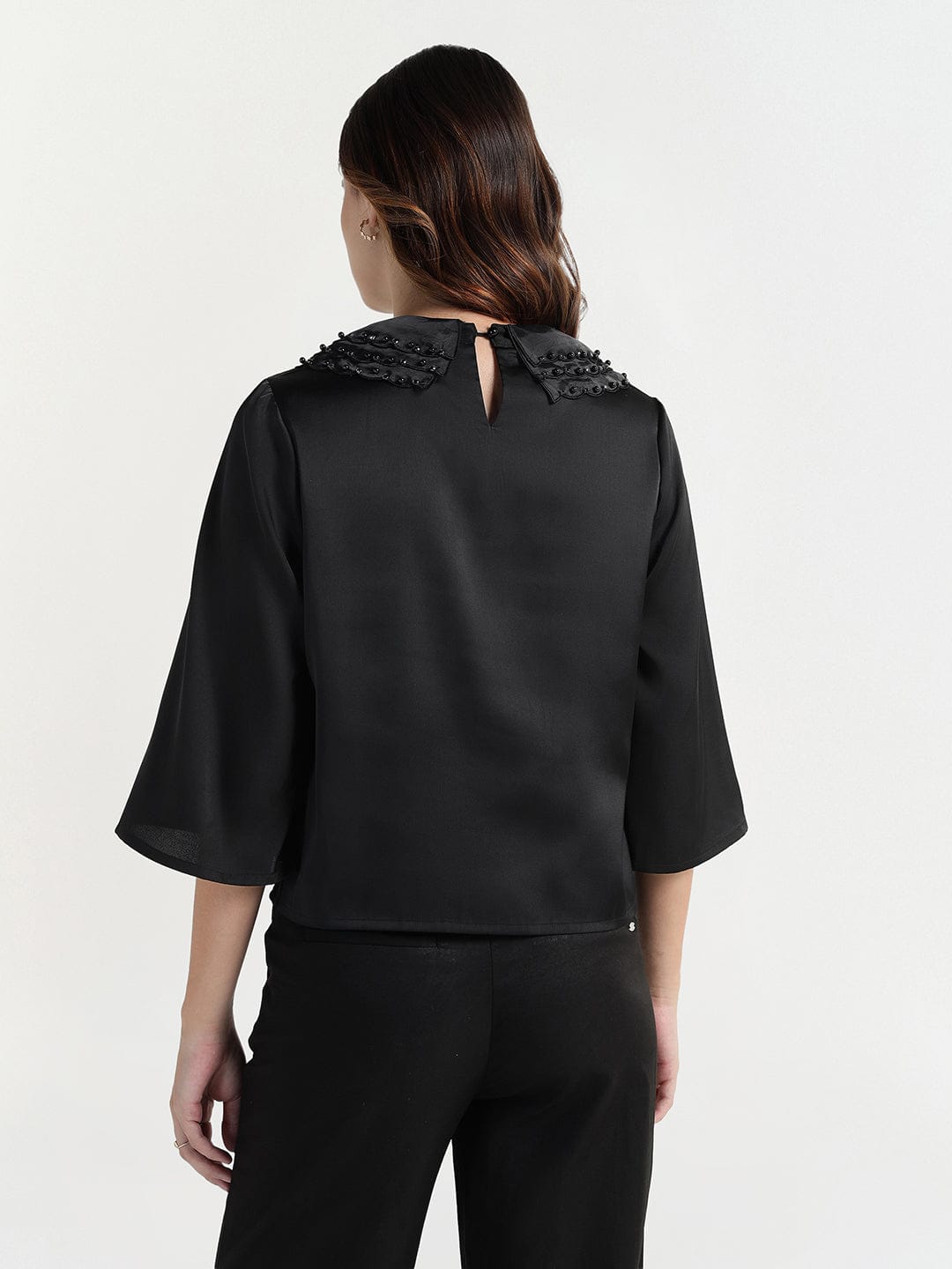 Elle Women Black Solid Collar Top