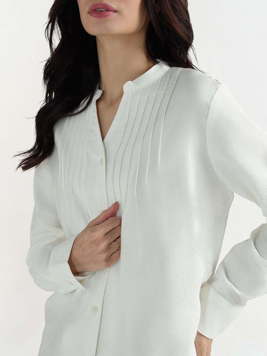 Elle Women White Solid Band Collar Top