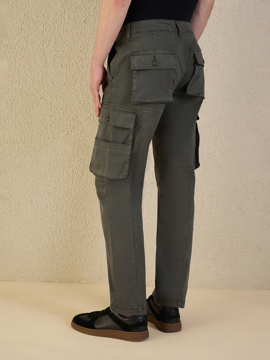 Iconic Men Olive Solid Cargo Pant