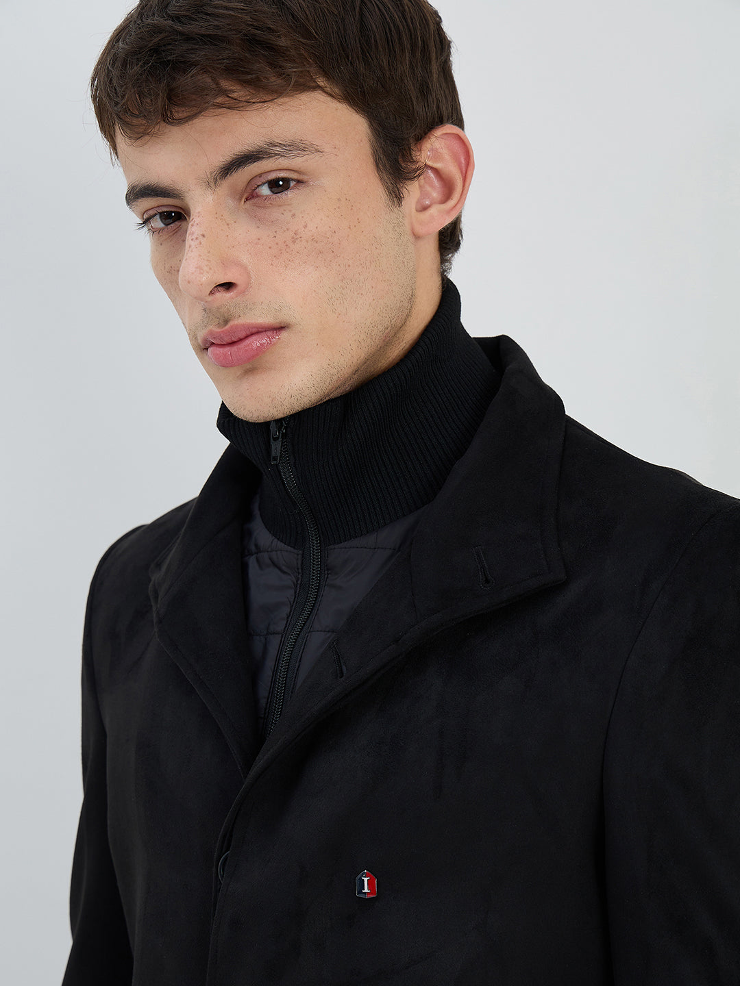 Iconic Men Black Solid Lapel Collar Overcoat