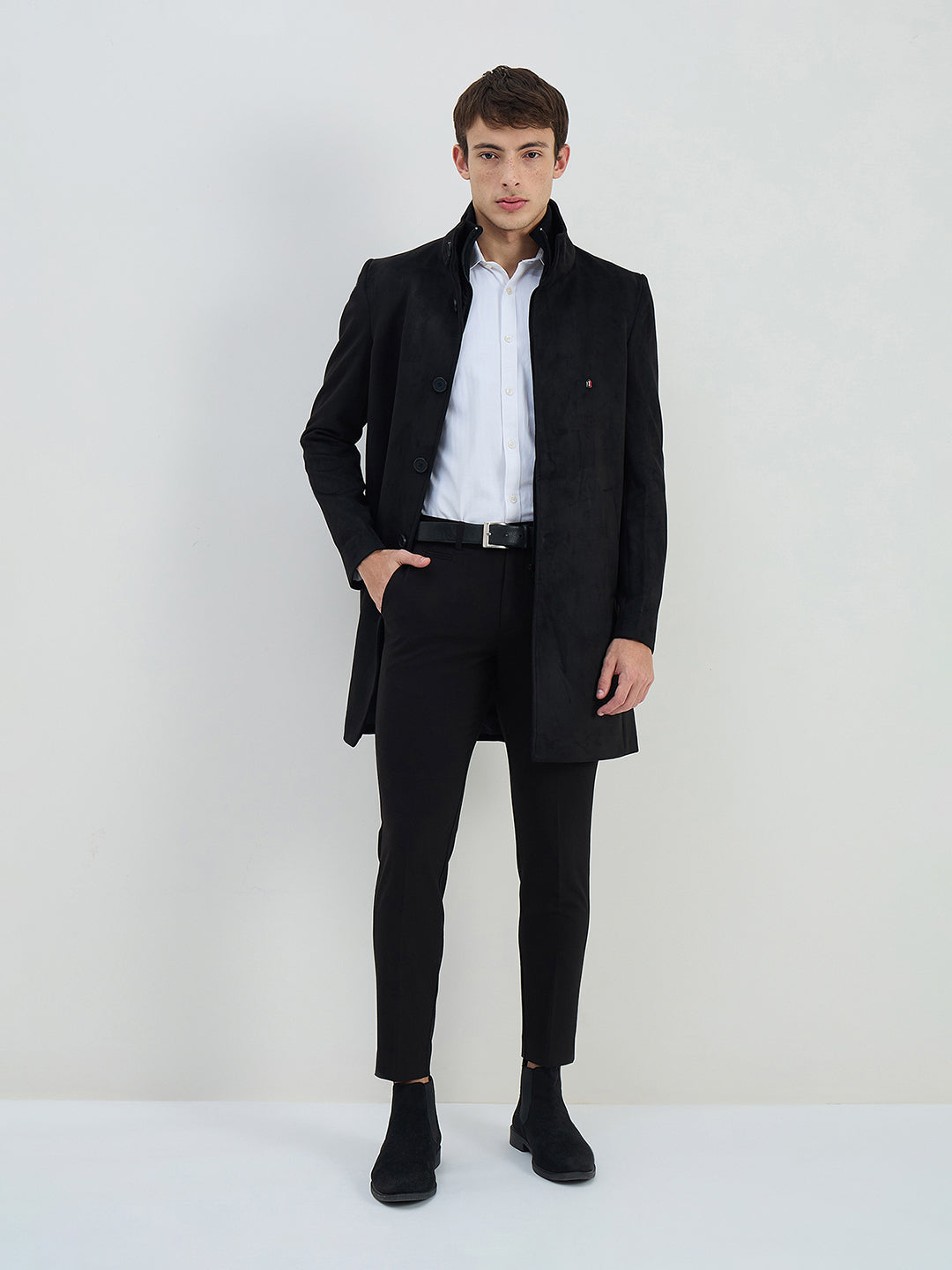 Iconic Men Black Solid Lapel Collar Overcoat