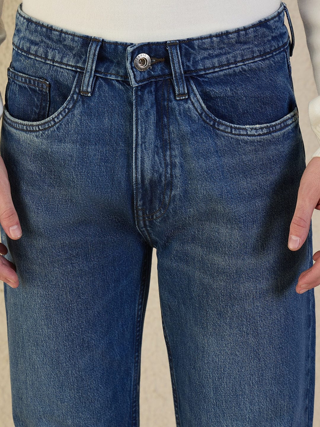 Iconic Men Blue Solid Pure Cotton Regular Fit Jeans