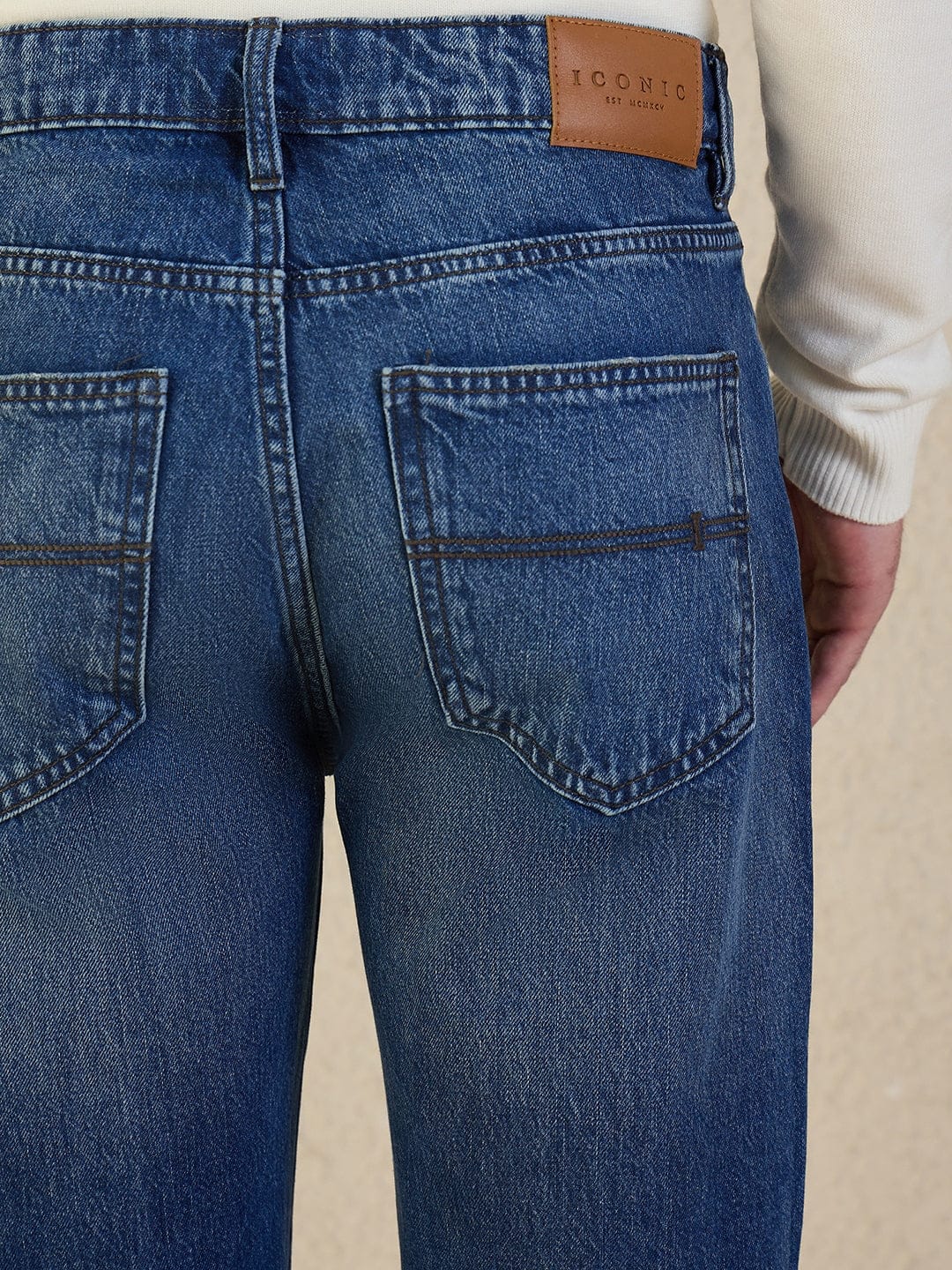 Iconic Men Blue Solid Pure Cotton Regular Fit Jeans