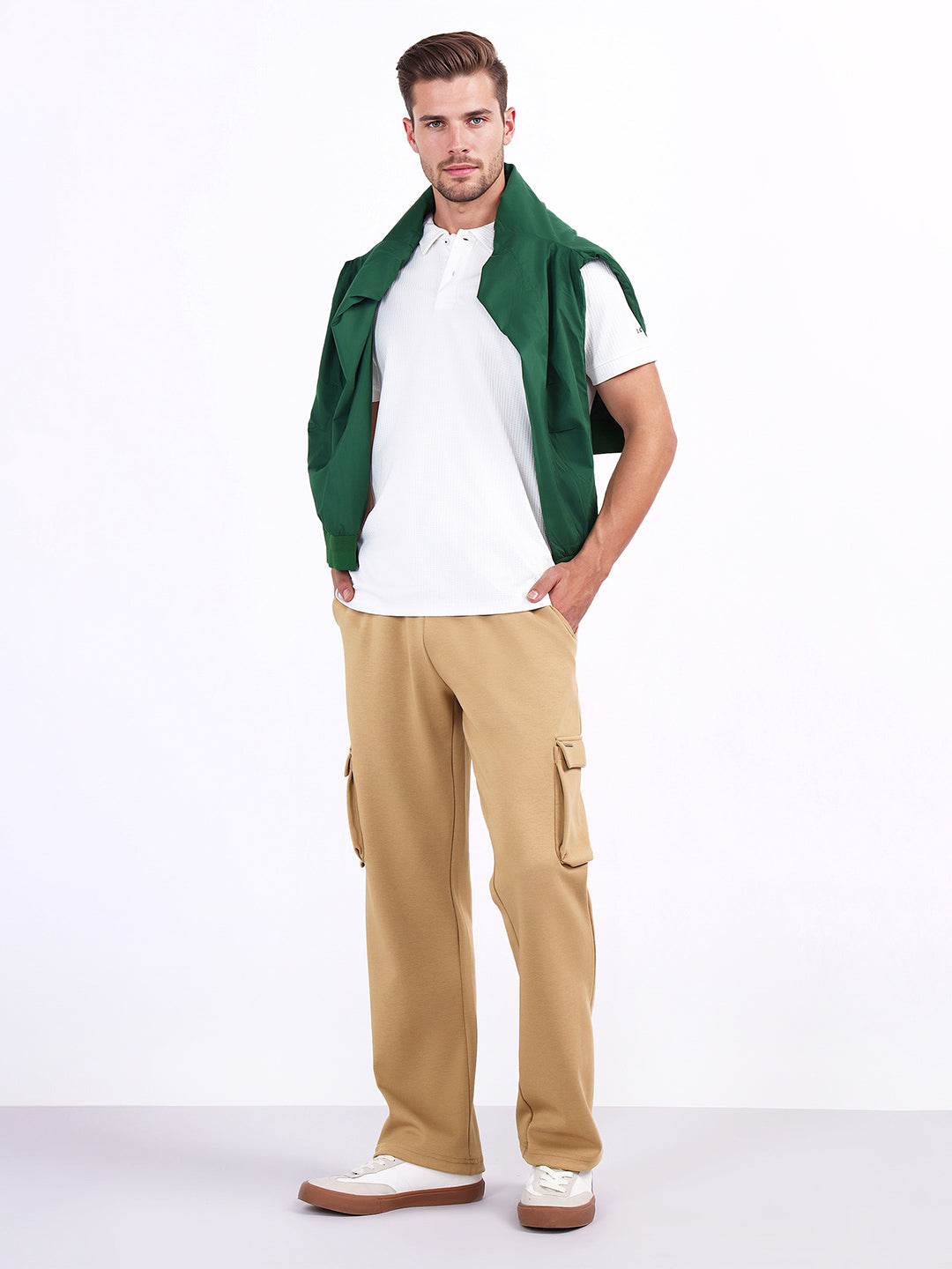 Iconic Men Beige Relaxed Fit Coloublocked Sweatpant