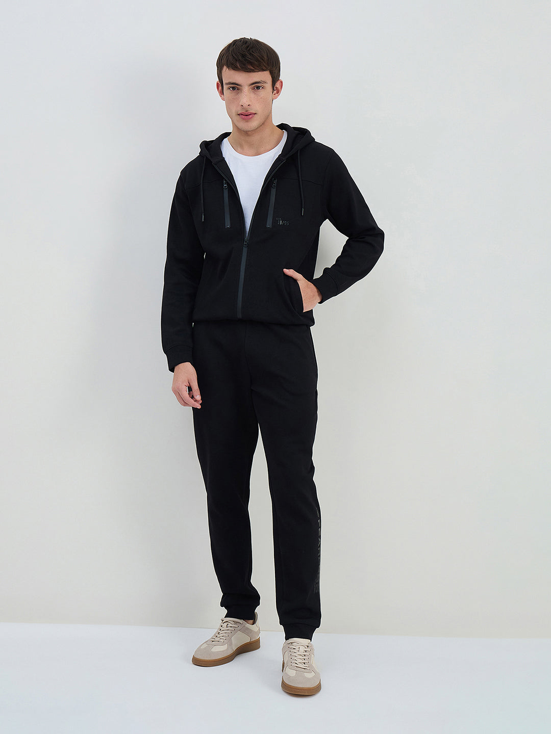 Iconic Men Black Solid Sweat Pant