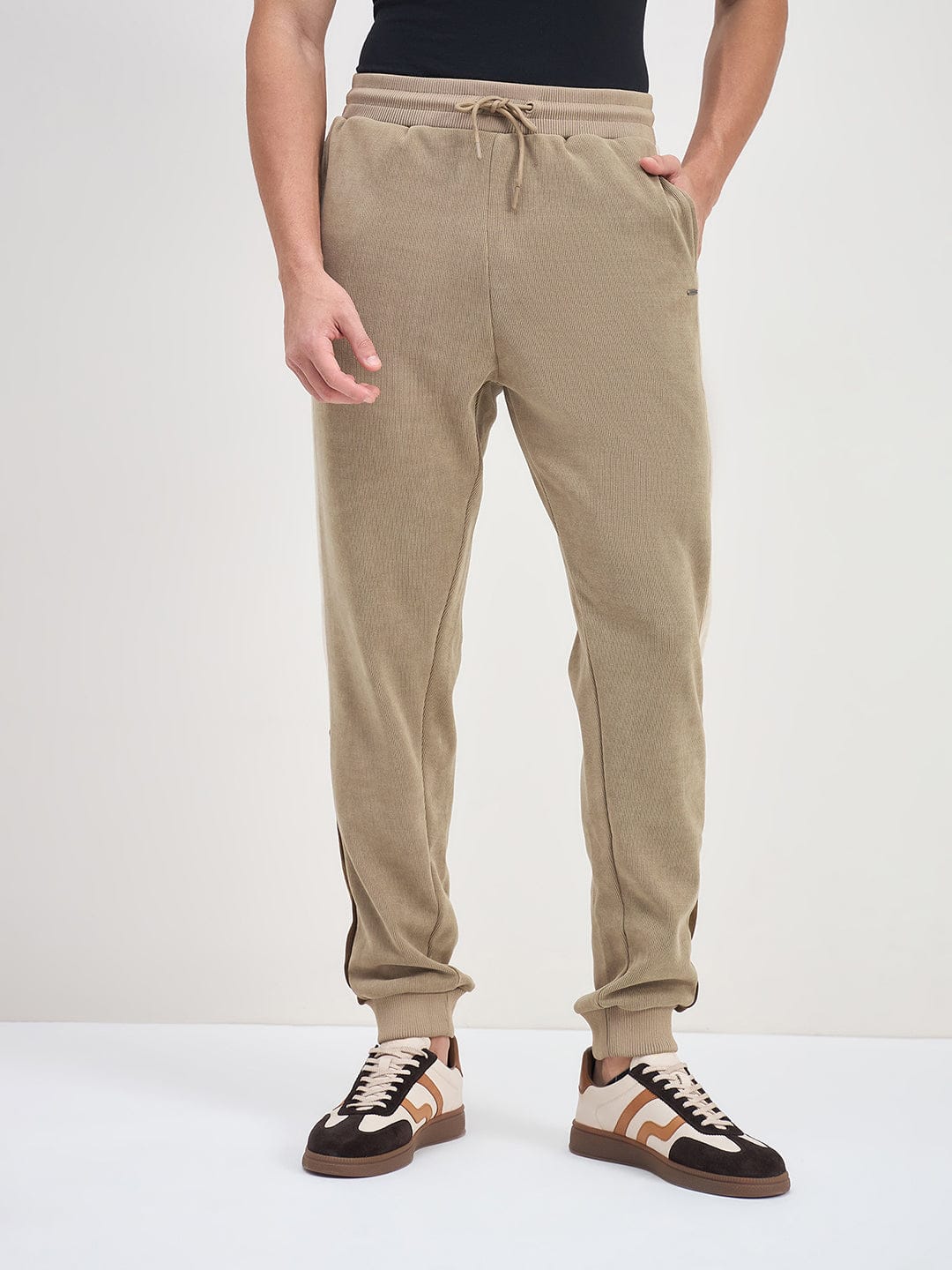 ICONIC Men Brown Relaxed Fit Sweat Pant