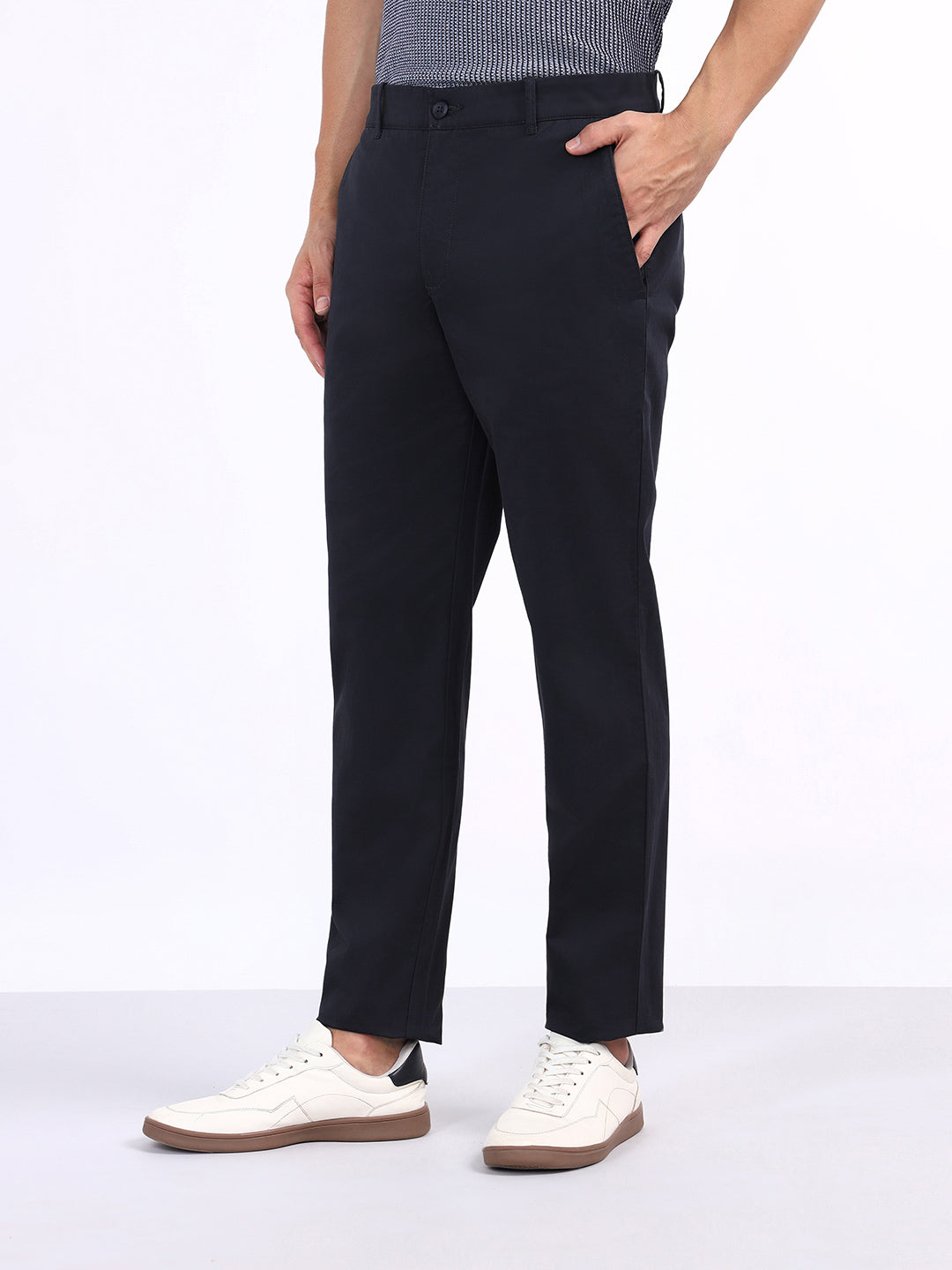 Iconic Men Blue Regular Fit Solid Trouser