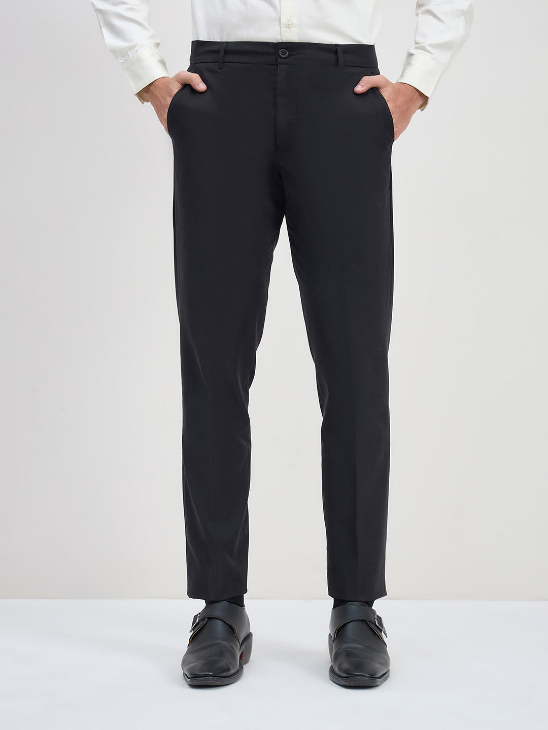 ICONIC Men Black Regular Fit Trouser