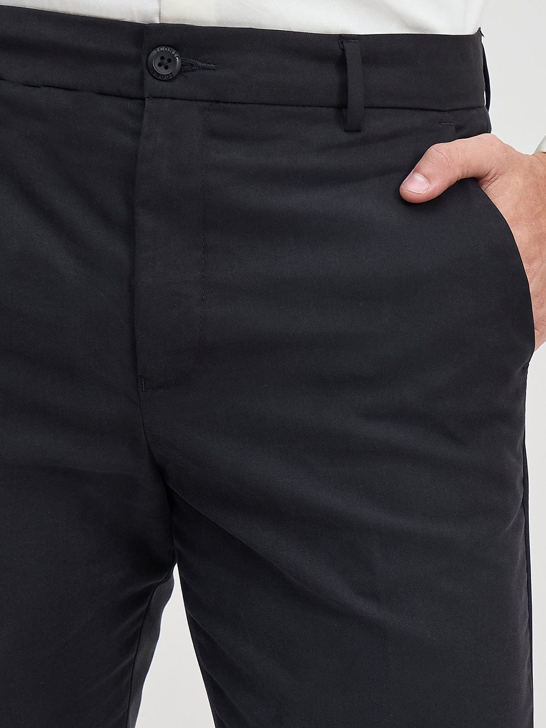 ICONIC Men Black Regular Fit Trouser