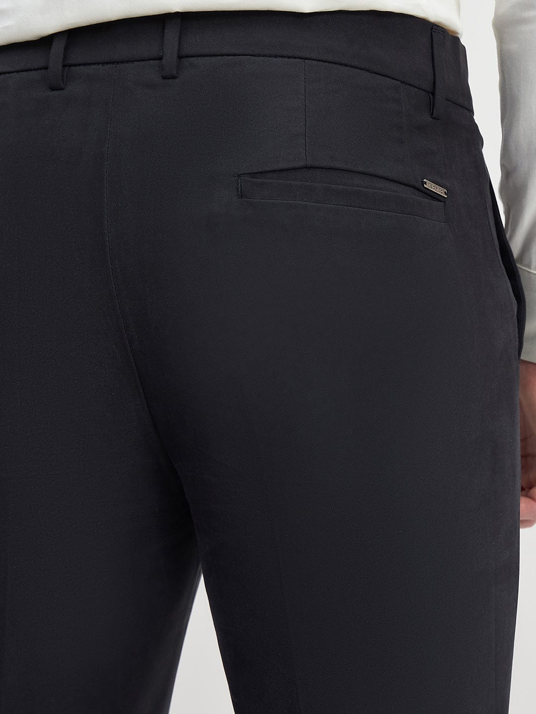ICONIC Men Black Regular Fit Trouser