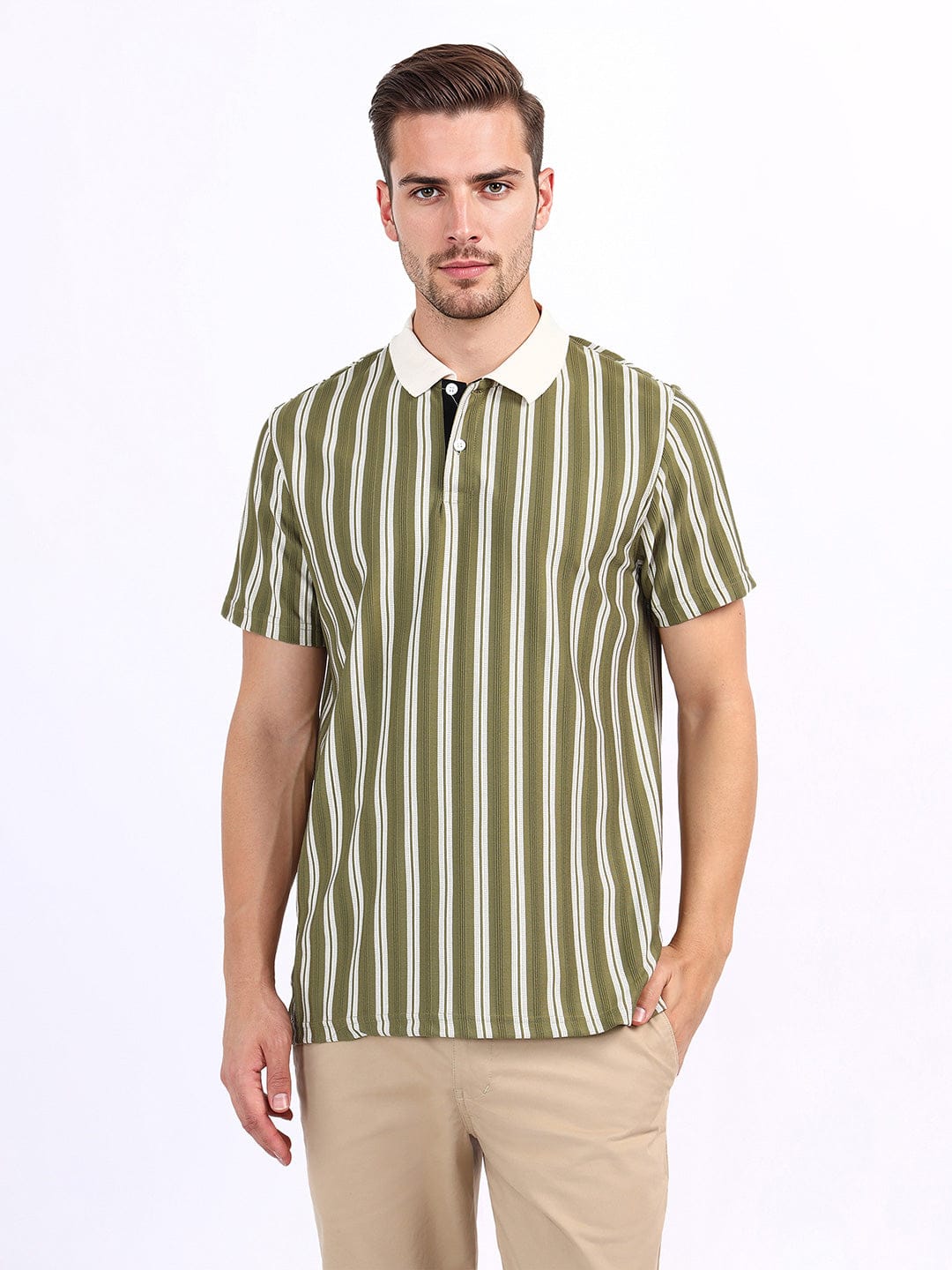 Iconic Men Green Textured Polo Tshirt
