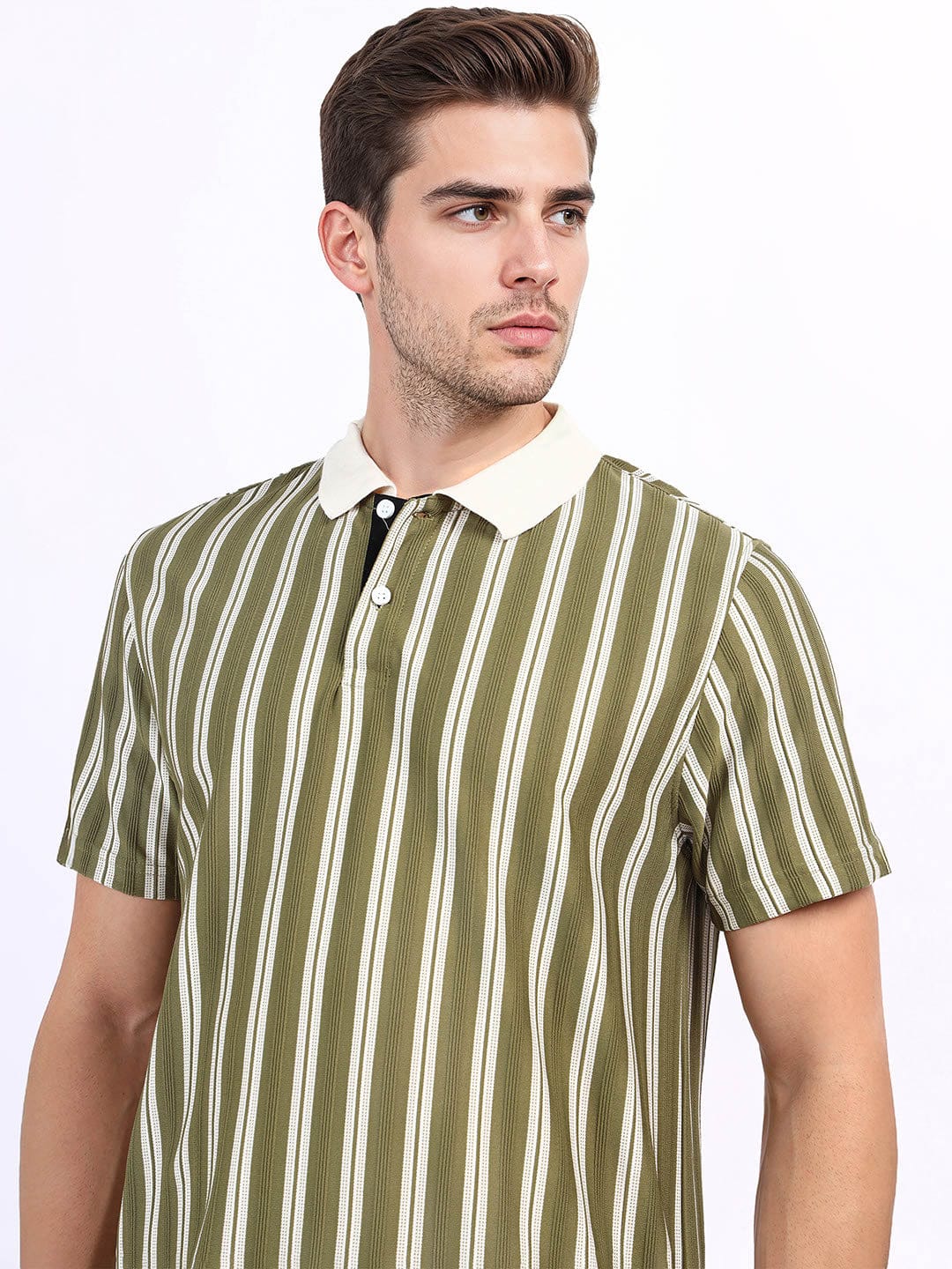 Iconic Men Green Textured Polo Tshirt