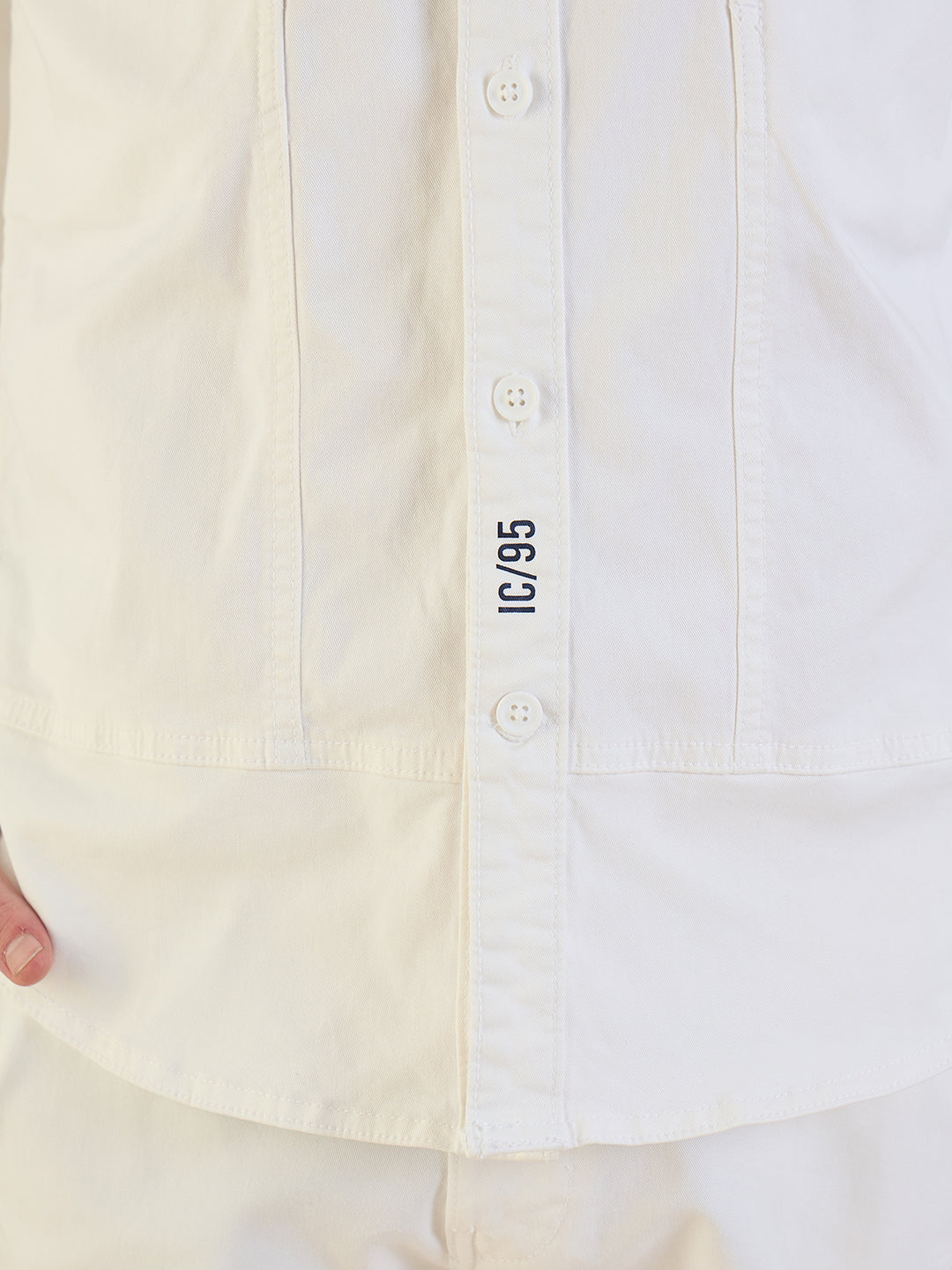 Iconic Men Off White Solid Collared Shirt