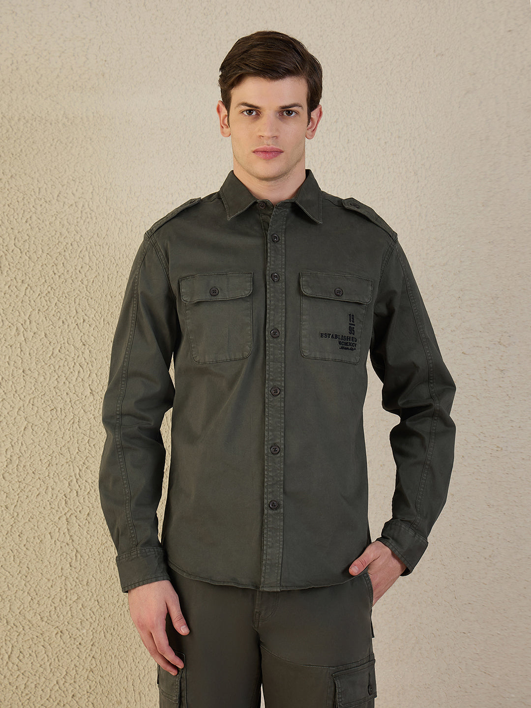 Iconic Men Green Solid Collared Shirt