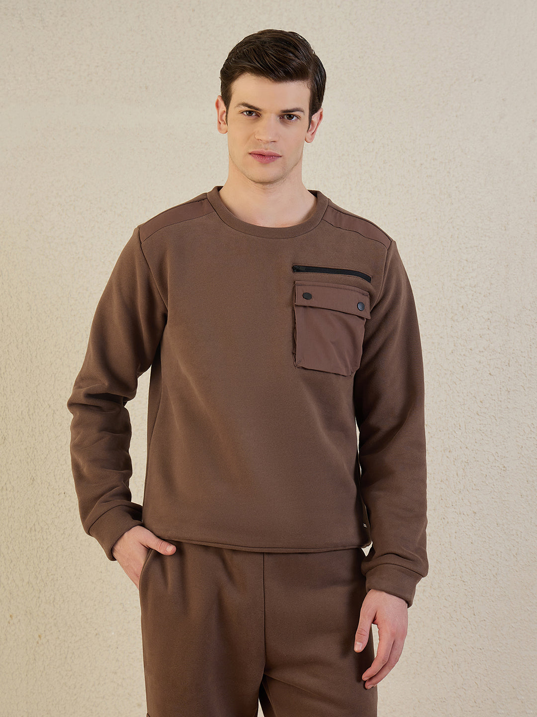 Iconic Men Brown Solid Pure Cotton Round Neck Sweatshirt