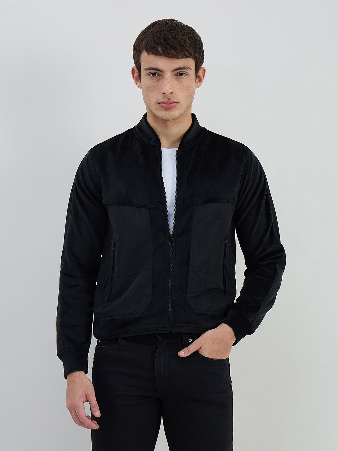 Iconic Men Black Solid Crew Neck Sweatshirt