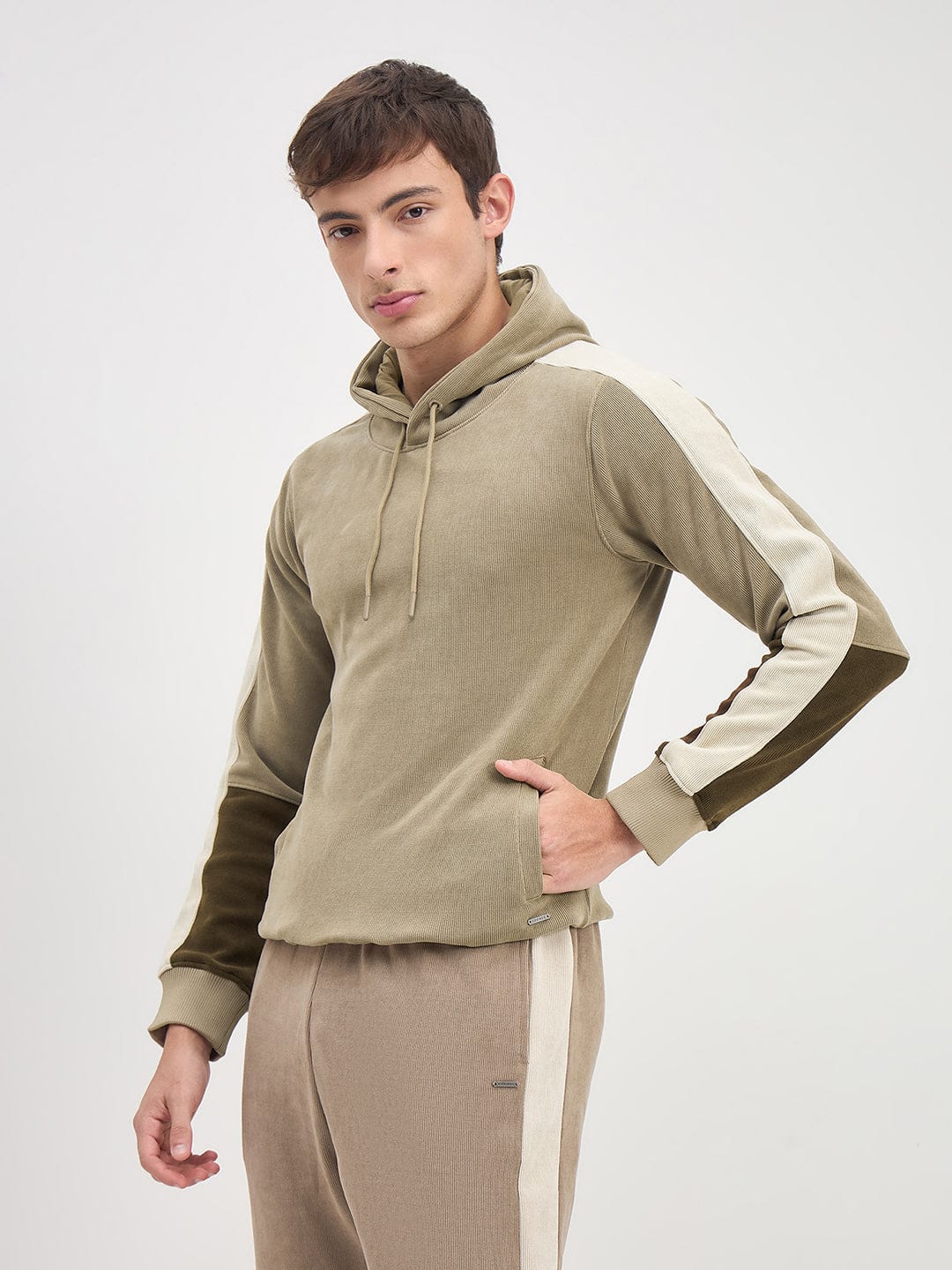 Iconic Men Brown Solid Hoodie